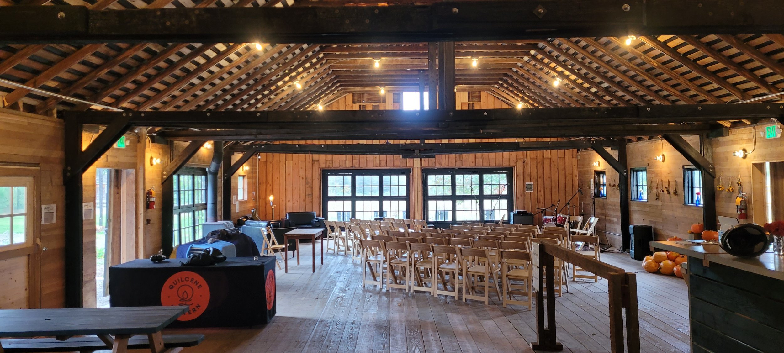  Quilcene Lantern’s intimate winter concert space 