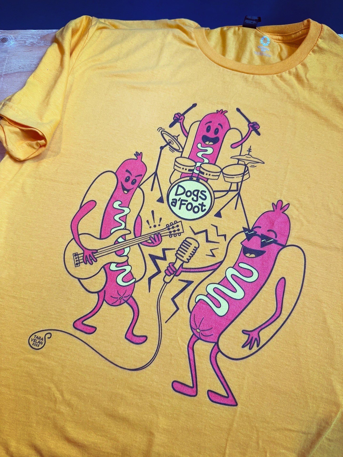   Valen designed this iconic t-shirt for Dogs-a-Foot’s summer hot dog challenge. Photo by Tara Valen  