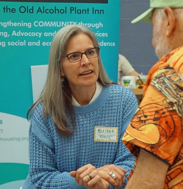  Jefferson County Commissioner candidate Heather Dudley-Nollette discusses housing issues at the recent Connectivity Fair. Beacon photo by Charlie Bermant 